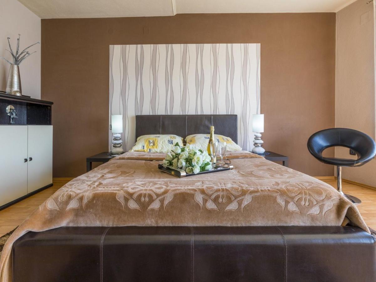 Apartment Gordana Selce Bagian luar foto