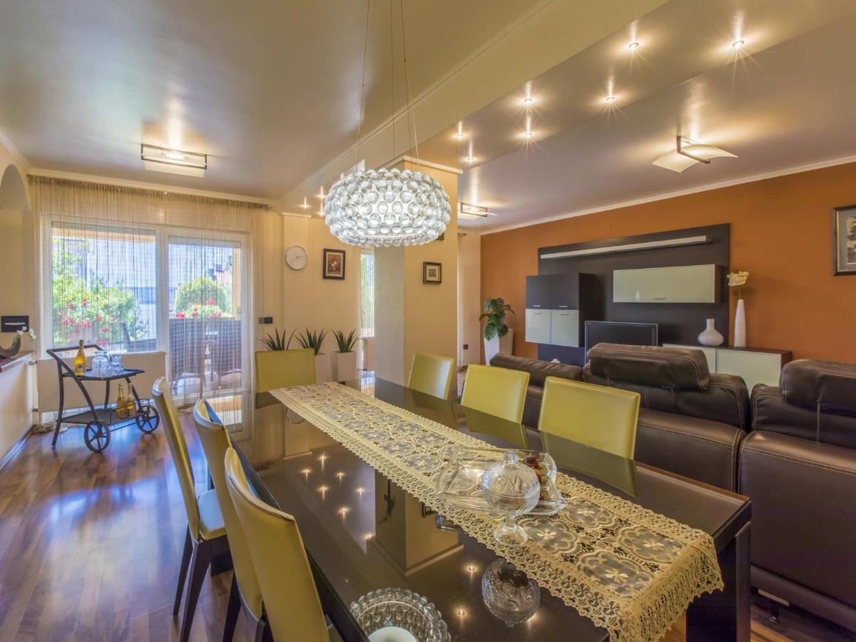 Apartment Gordana Selce Bagian luar foto
